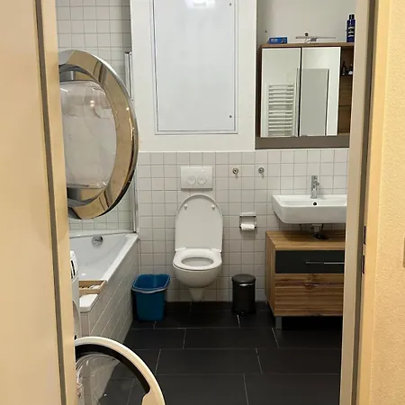 3 Apartment *
